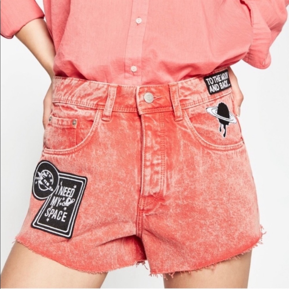 Zara Coral Jean Shorts with Patches